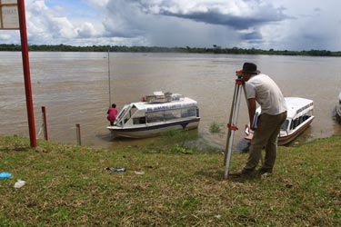 Measuring water levels