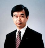 Naoki Yokoyama is general manager of Fujitsu's nanotechnology research centre.