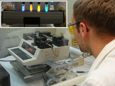 Tailoring the polarization properties of nanofibres