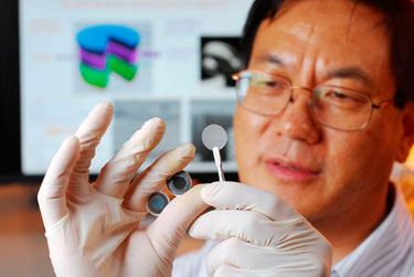 Zhong Lin Wang shows off his new self-charging power cell