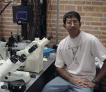 Nissanka Wickremasinghe of Rice University, US, monitors the protein crystal tip growth experiments.
