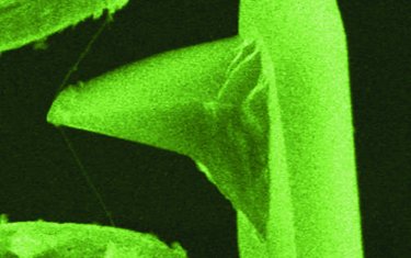 Mechanical testing of the carbon nanotube device