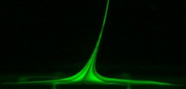 Material separation spike