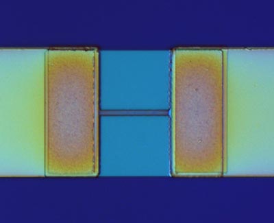 Scanning electron microscope image of a silicon microwire