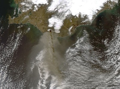 Volcanic ash emerging from Eyjafjallaj&ouml;kull, Iceland