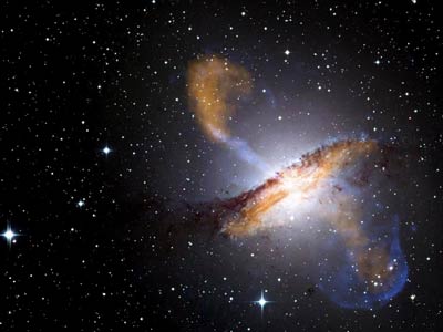 NASA image of a galaxy with a black hole at the centre