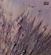 Photograph of streaks on the Martian surface