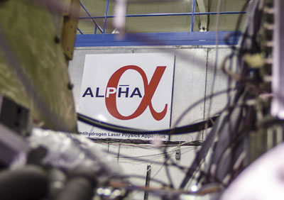 The ALPHA apparatus